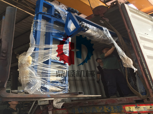 8臺(tái)海綿切割機(jī)出口沙特連裝2柜